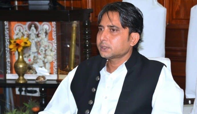 Income Tax teams seized 70 lakhs from tmc MLA residence