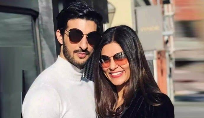 Sushmita Sen: প্রি-ড্রেপ কালো শিফনে আবেদনময়ী সুস্মিতা! কোন রঙে মাতলেন রহমানের সঙ্গে?
