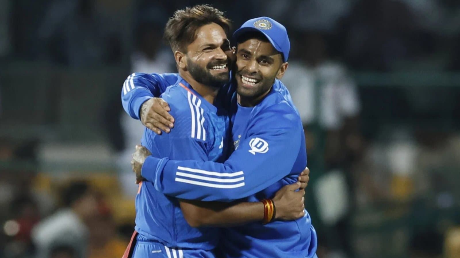 India beat Australia by 6 runs to win series 4-1 