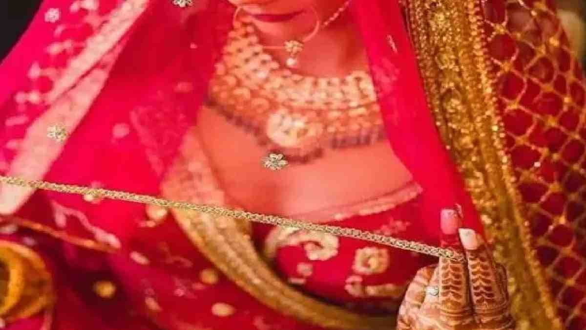 Couple's Wedding Night viral on social media