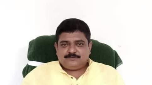 Police arrested a leader for opening fire at his security person