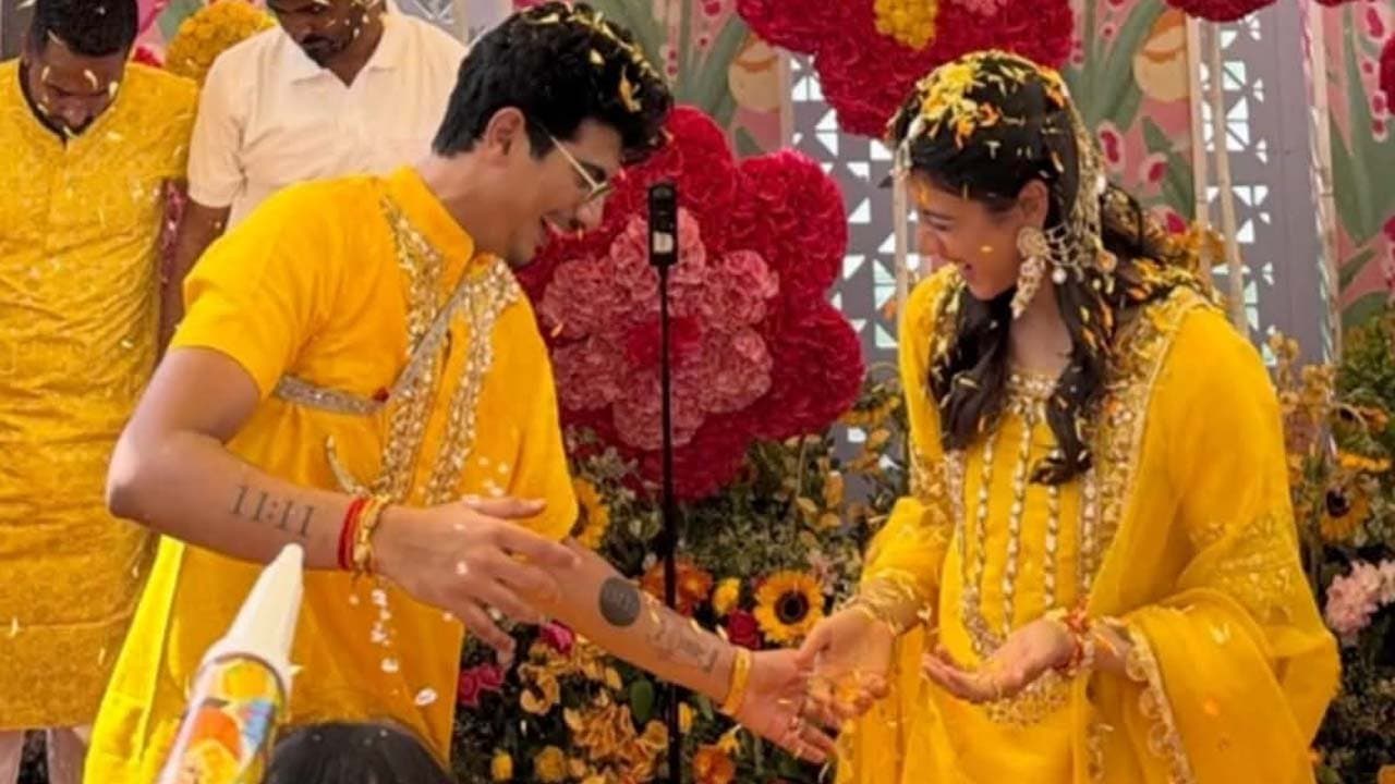 Internet melts as Womens World Cup winner Smriti Mandhana share Haldi photos