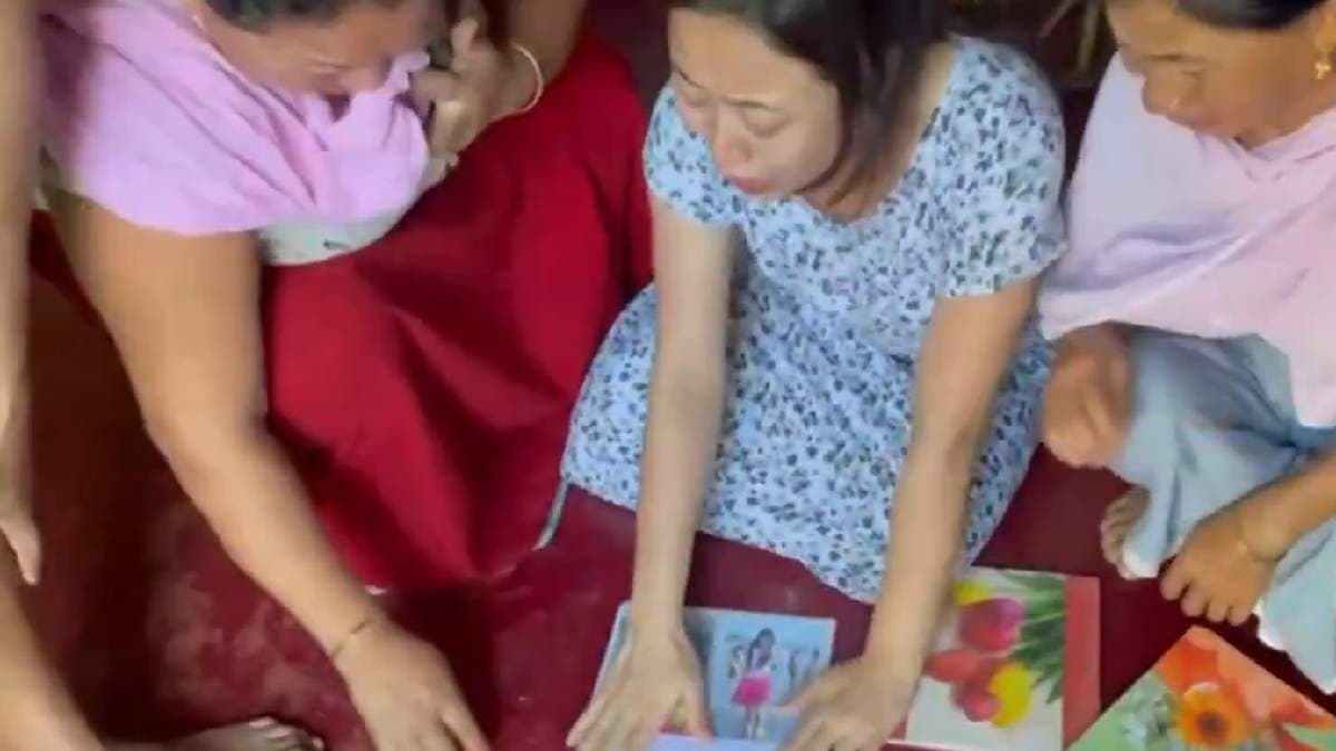 Air India Plane Crash Family Of Airhostess On Crashed Air India Plane