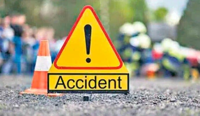 accident at sampriti flyover, one dead