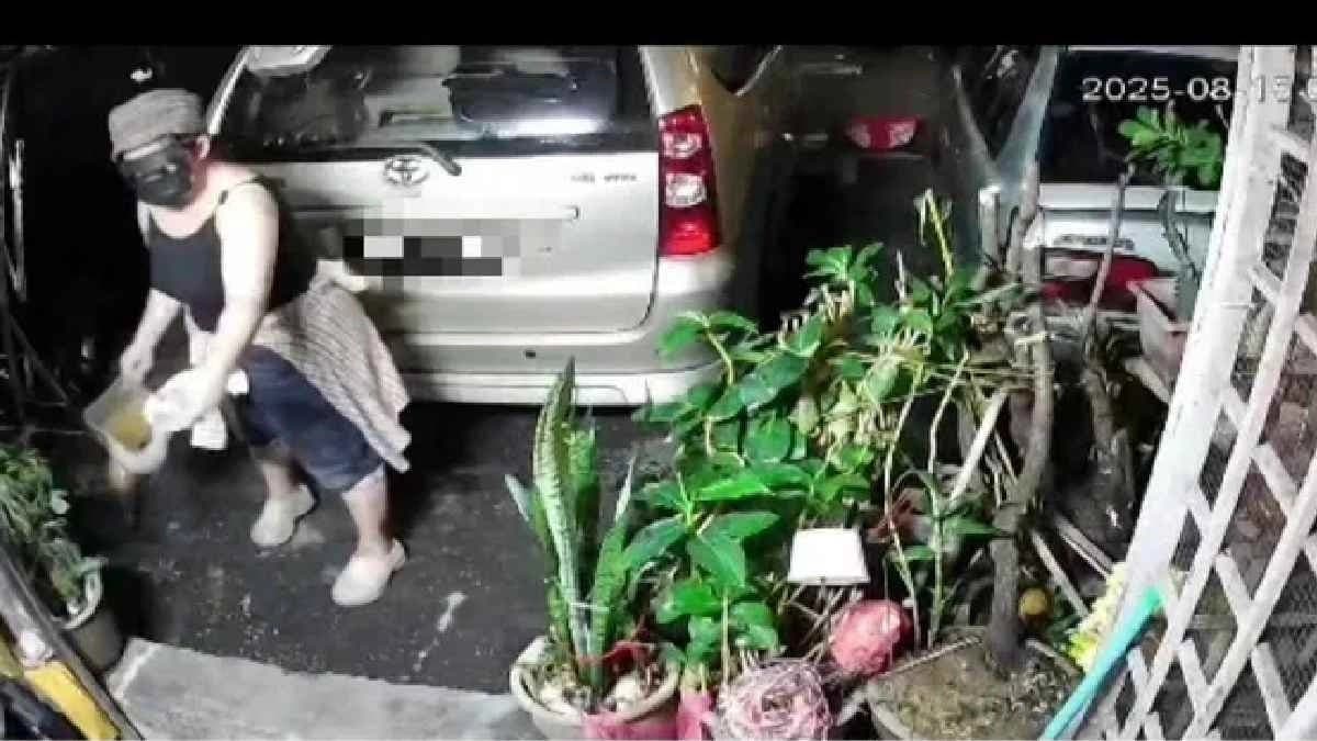 Woman throws faeces to ex boyfriends house after 30 years of break up