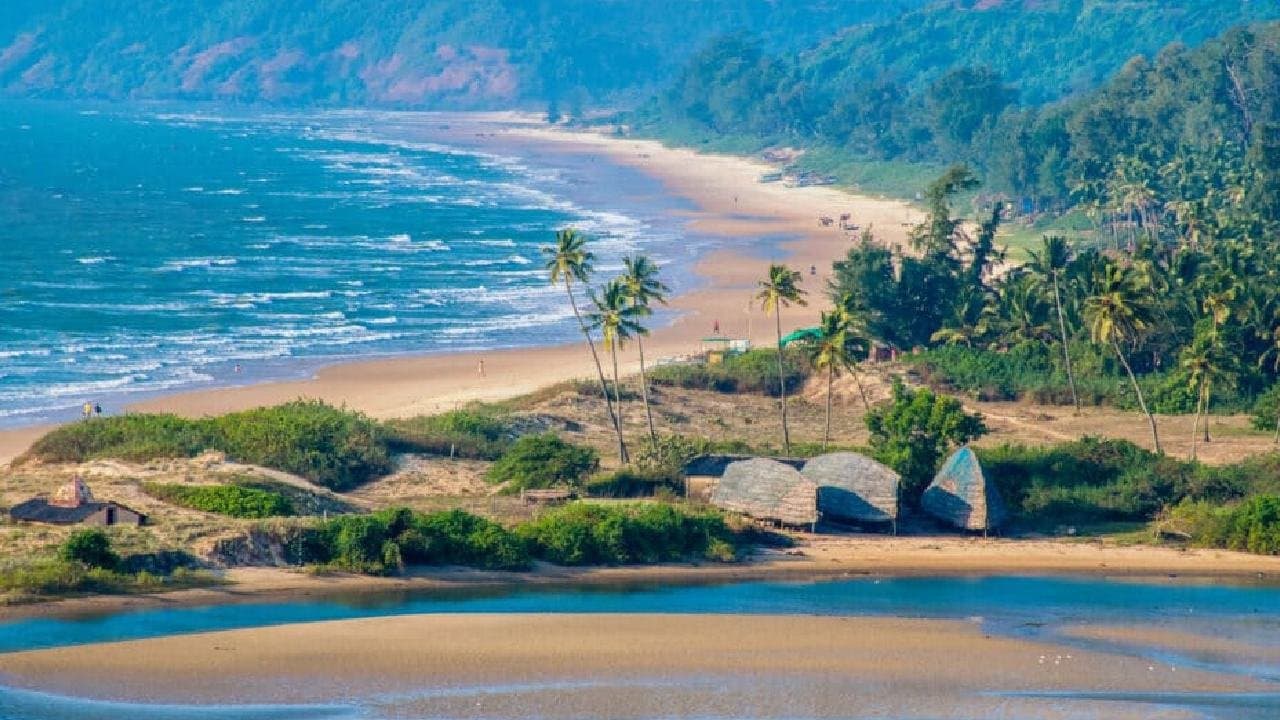 Goa Tourism Is At All-Time Low Social Media Says whats  the thruth