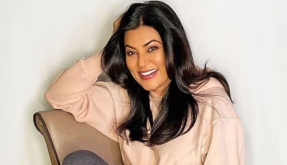 Sushmita Sen: বরফে মোড়া পাহাড়কে সাক্ষী রেখে সুস্মিতার প্রকৃতিযাপন! কোন গভীরে ঝাঁপ দিলেন অভিনেত্রী? 