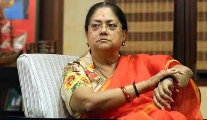  20 MLAs meet Vasundhara Raje