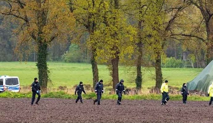  1,200 rescuers search for missing 6-year-old boy