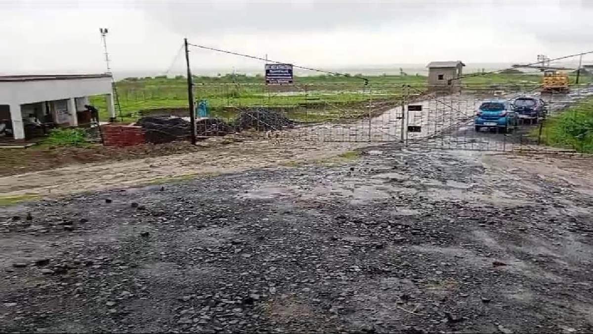 No transport was initiated in this port till date even after the inauguration of central minister