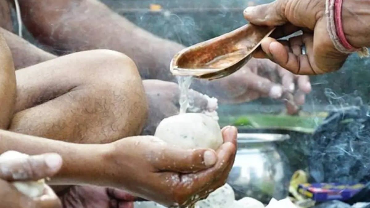 Family performed last rites after their daughter married a muslim youth