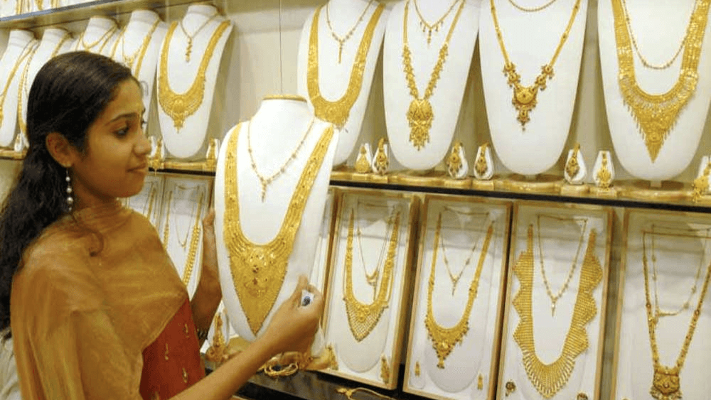 Check Top City Wise Gold Prices In India on 9th September gnr 