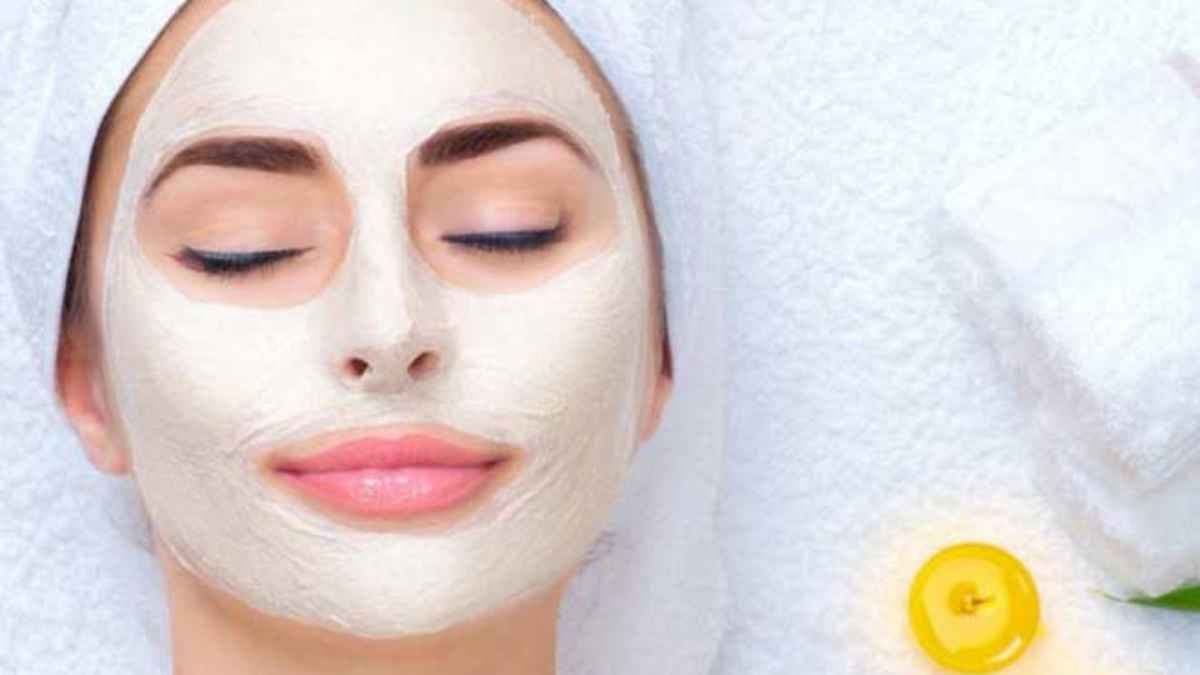 this home made natural bleach is very effective for sun tan  dark spots and make your skin glowing lif