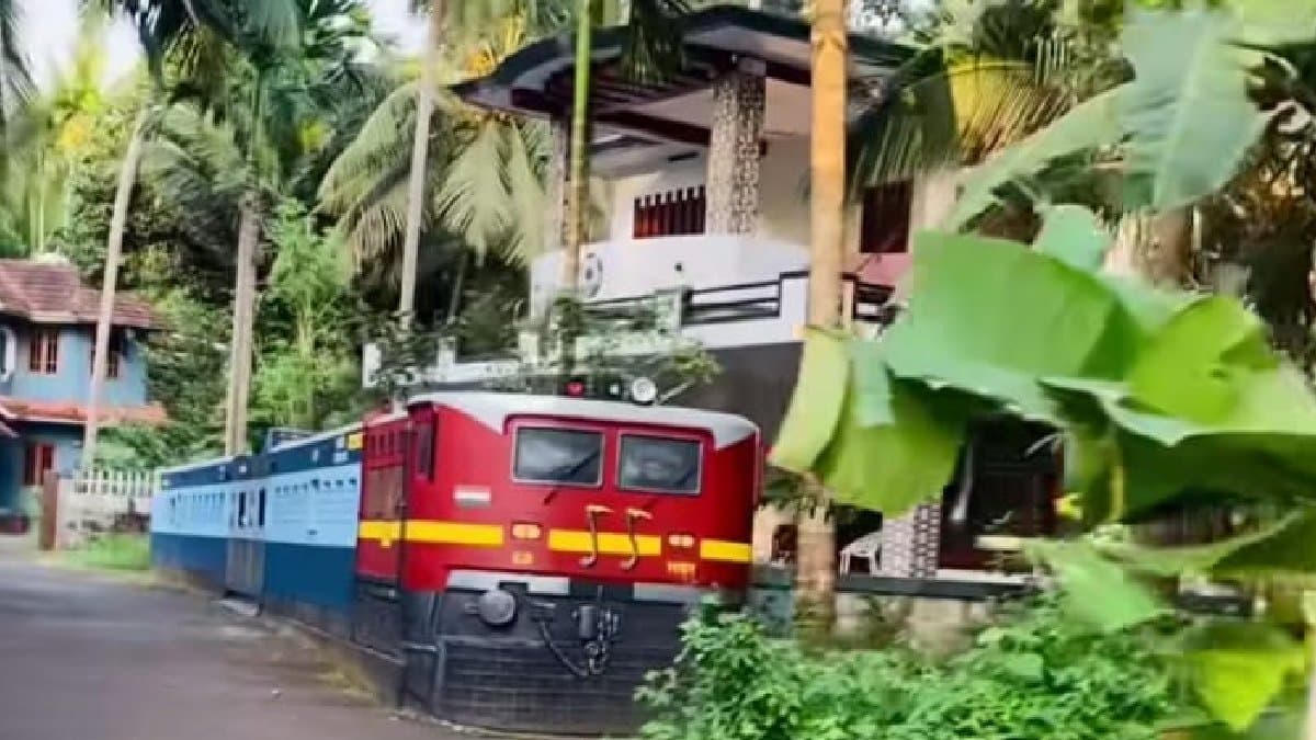 Did the uncle of this house retire from the railway Kerala House viral on social media gnr 