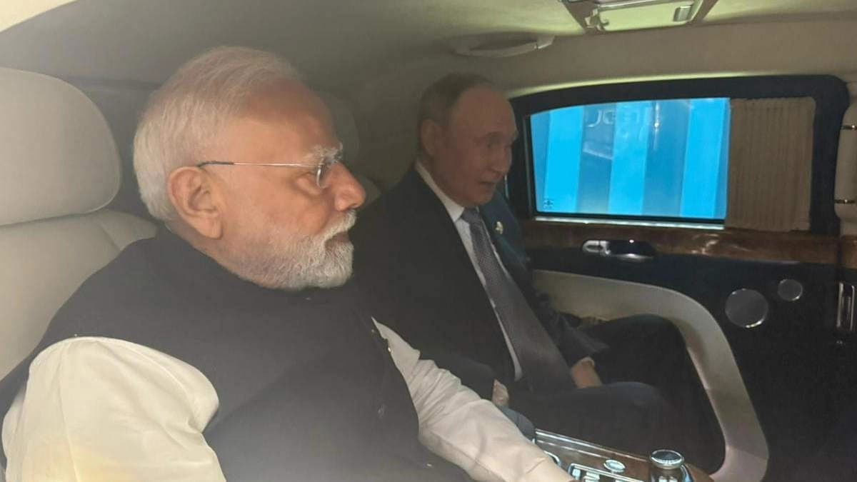 Inside Aurus Senat: The Russian Armoured Limousine That PM Modi Putin Used