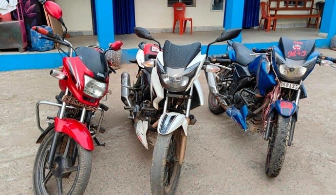 Inter District bike stealing circle one arrested in murshidabad 