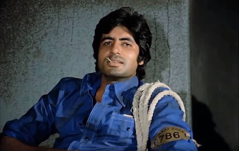 ছোট থেকেই অমিতাভকে 'অ্যাংরি ইয়ং ম্যান' হওয়ার শিক্ষা দিয়েছিলেন তাঁর মা! কিন্তু কেন?