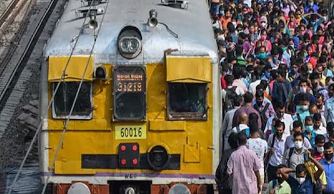 public suffering due to train cancellation in sealdah station