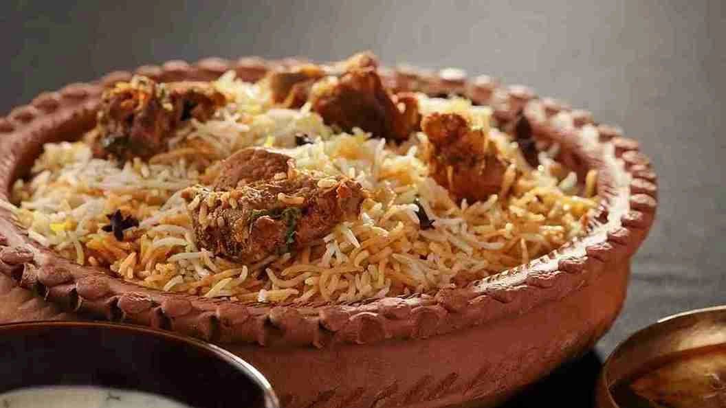 One Dies 70 Fall ill After Consuming Biriyani in Uttarpradesh