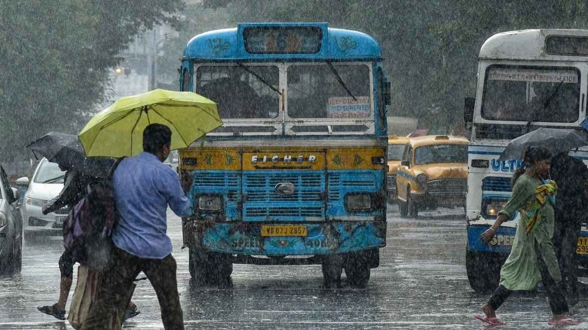 IMD Weather Forecast Moderate Rainfall Thunderstorm Warning in Kolkata West Bengal