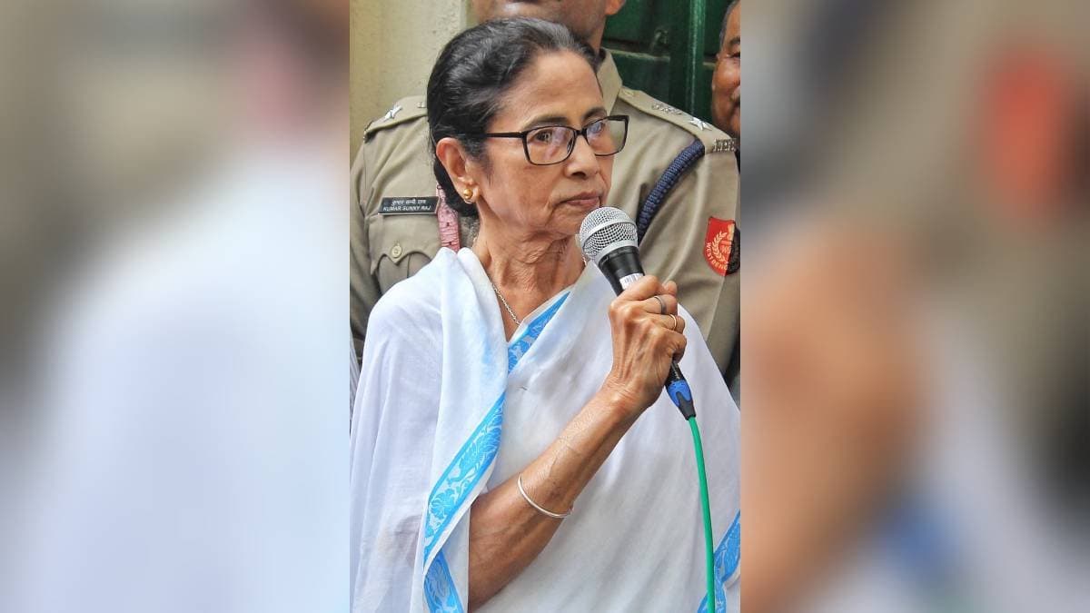 Mamata Banerjee addresses Humayun Kabir as Strong Man