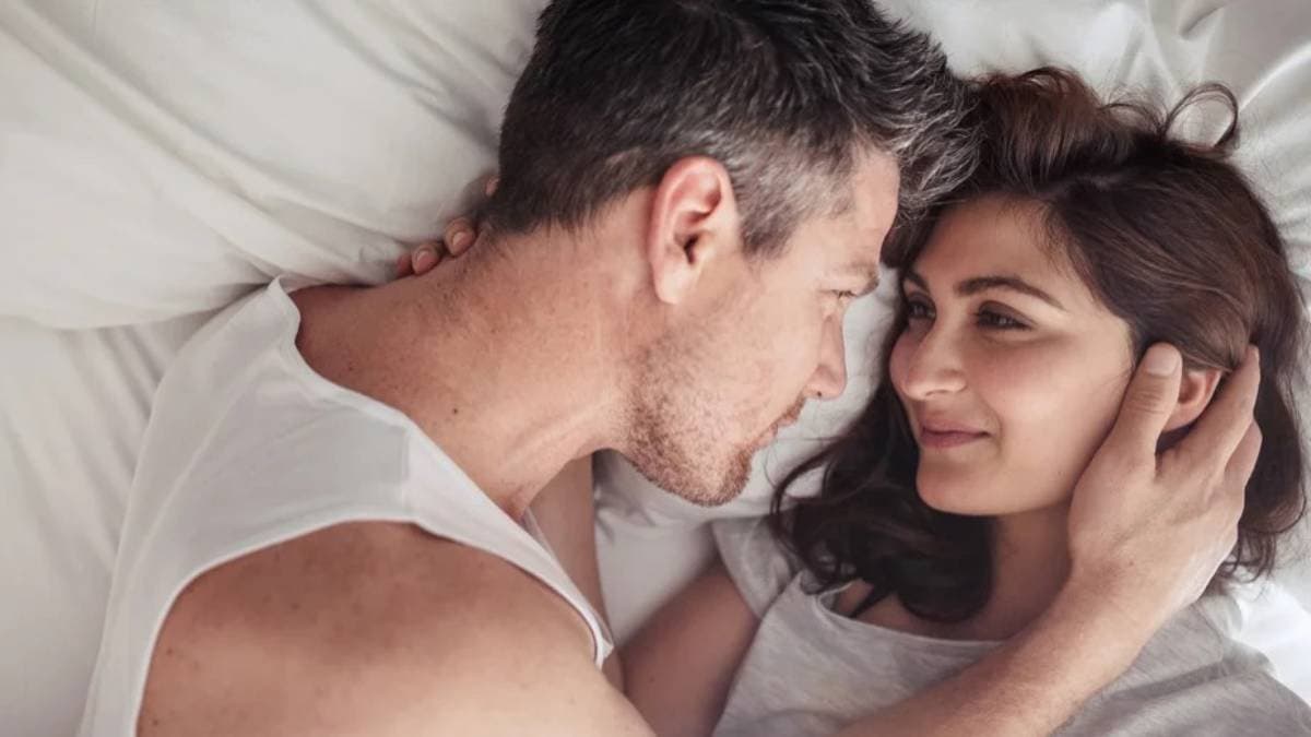 These foods help to increase intimacy of physical relation lif