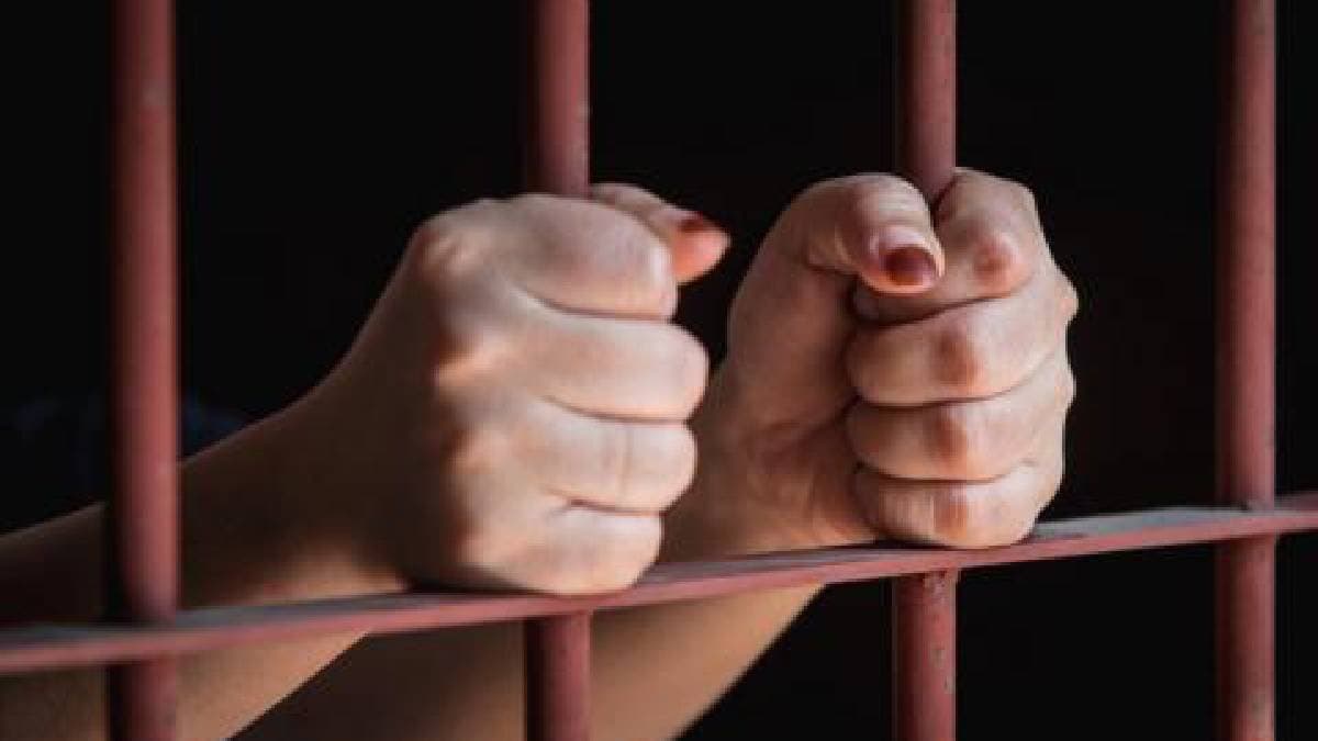 hair removal cream, salads, shampoo once a week for all woman prisoners gnr