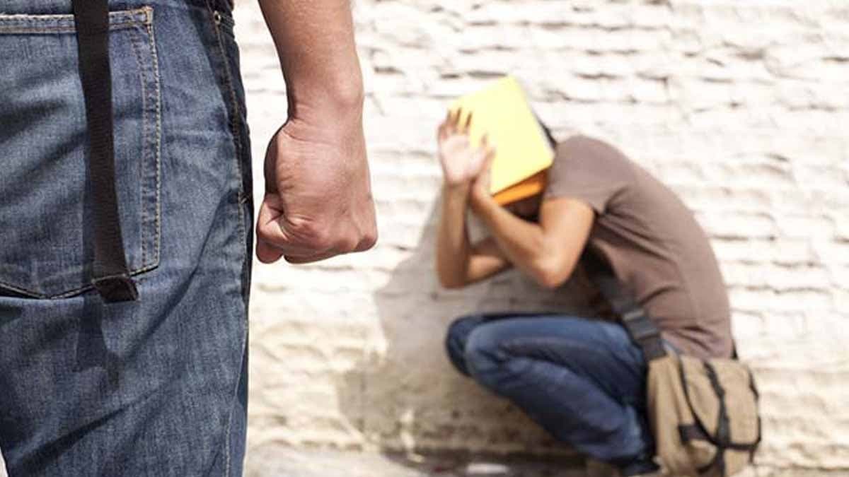 Kanpur Student Files Case Against 8 Seniors gnr