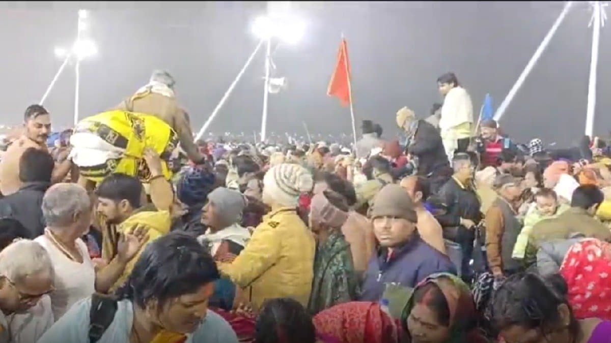 Maha Kumbh 2025 Millions gather for first amrit snan on Makar Sankranti gnr