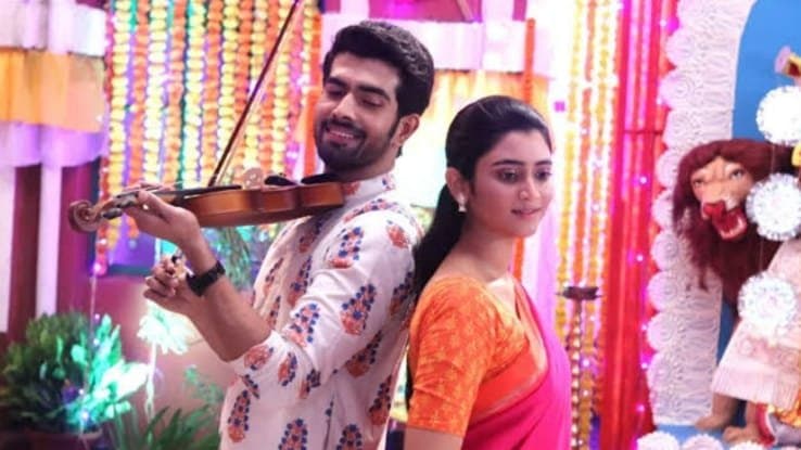    zee banglas popular serial jagadhatris lead cast soumyadip dedicates shah rukh khans song to ankita ent 