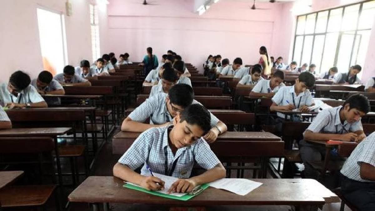 Bengaluru School Locks Students In Dark Room Over Unpaid Fees gnr