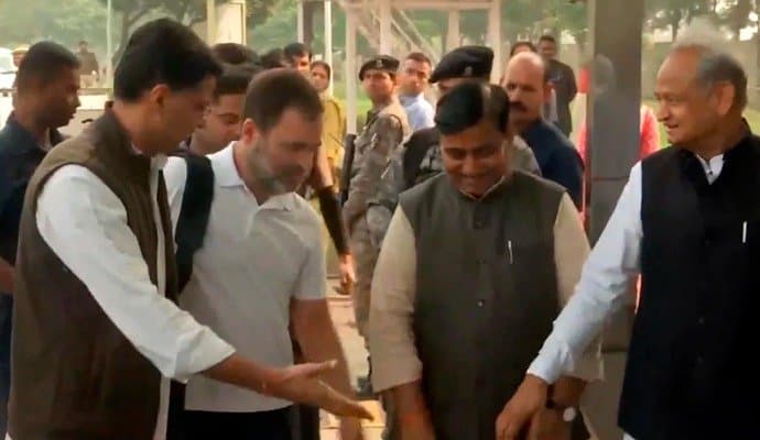 Rahul Gandhi, Ashok Gehlot, Sachin Pilot were seen together 