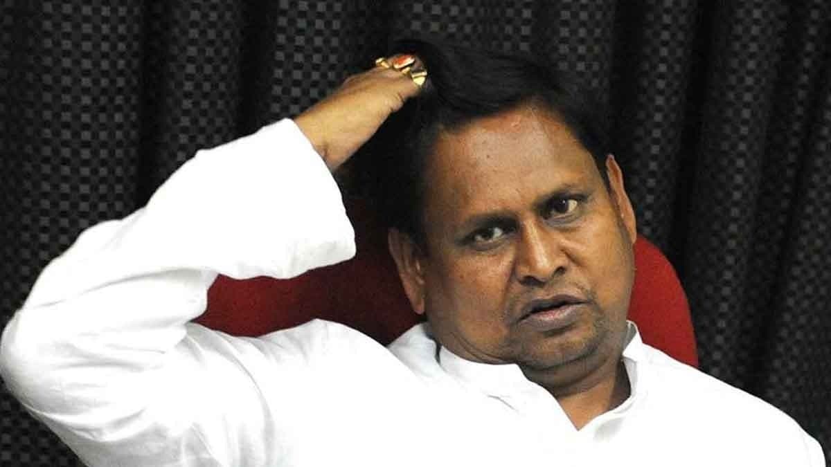 Murshidabad TMC MLA humayun Kabir angry for not being invited on Bijoya sammilani gnr 