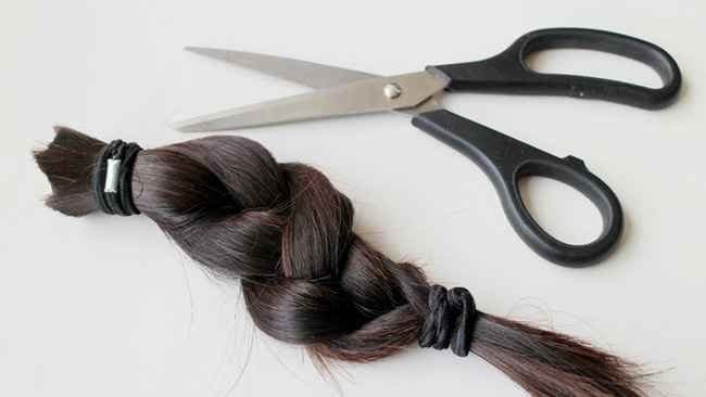 Woman Goes To Parlour To Get Eyebrows Done Husband Cuts Her Braid