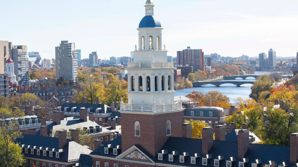 Harvard Funding Frozen For Defying Trumps Campus Demands