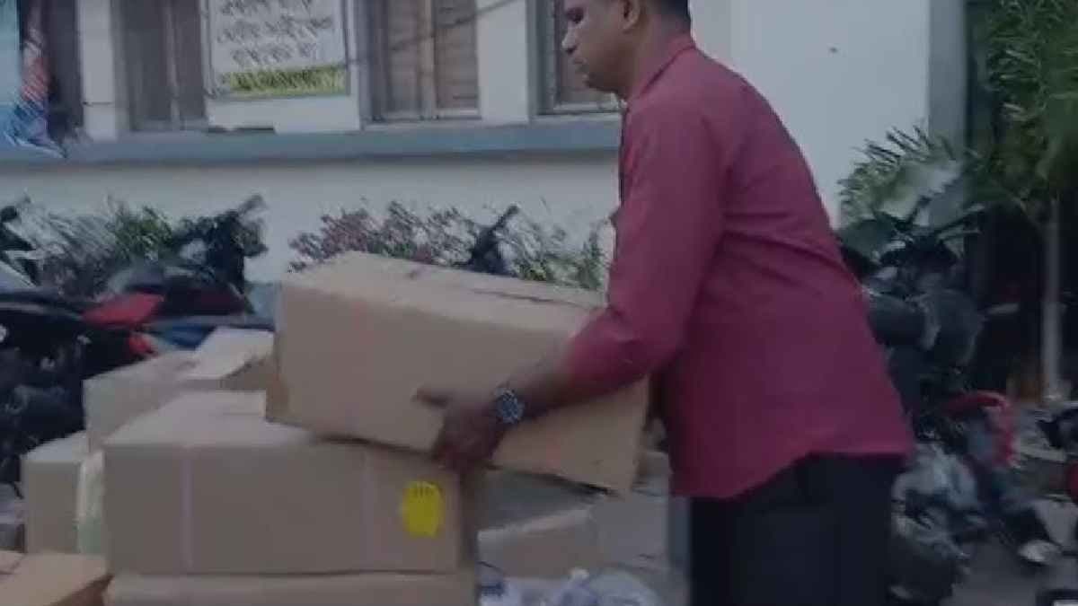 State Drug control department raids at a counterfeit drug making factory