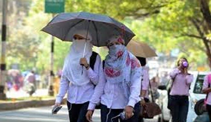 No relief from scorching heat in south Bengal