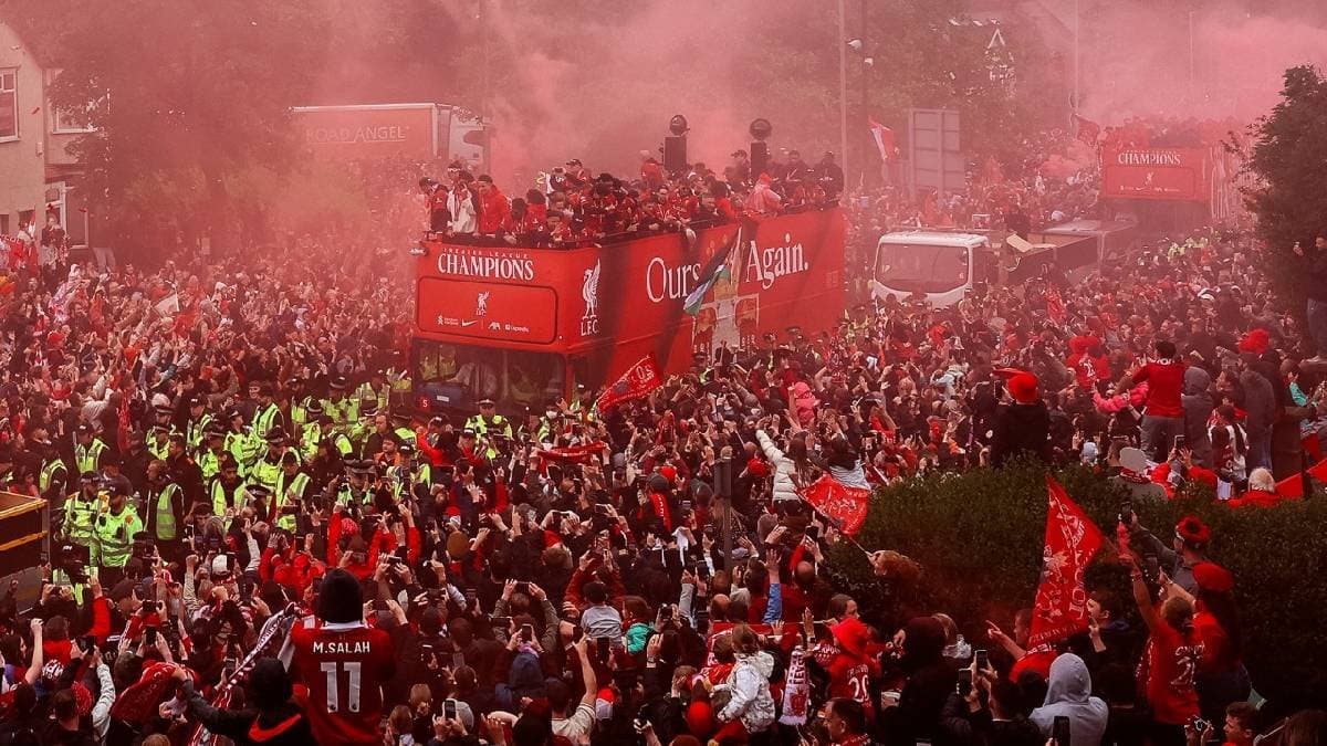 Liverpool FC Premier League: 27 In Hospital As Car Hits Liverpool Fans