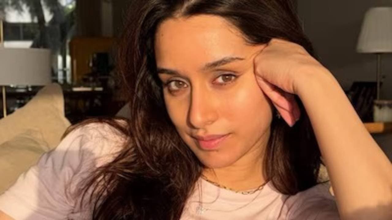Bollywood News: Shraddha Kapoor injured herself while shooting a Lavani sequence for Eetha