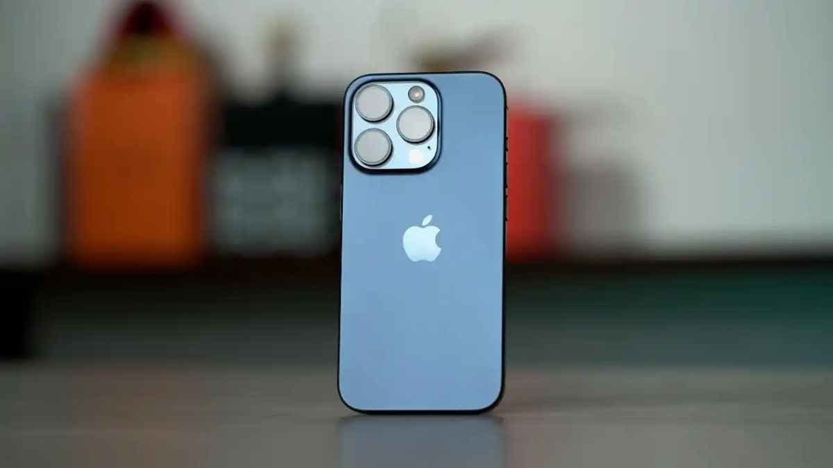 How much can you earn if you invest iphone Pro EMI in SIP