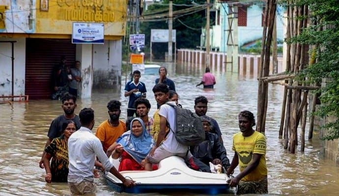 Severe rainfall creates flood-like situation in Tamil Nadu, 10 dead