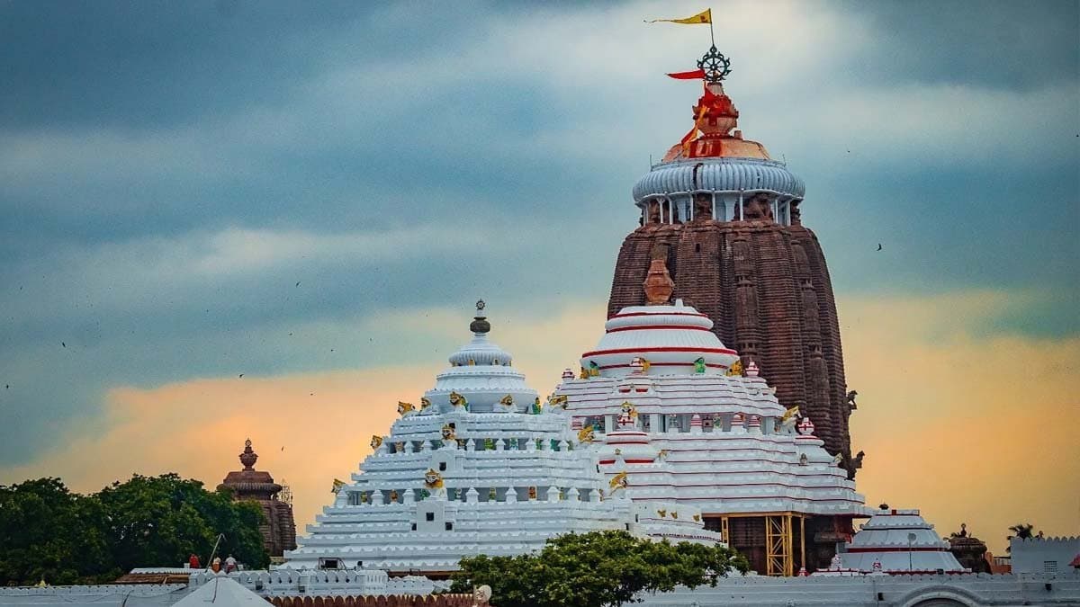 Lord Jagannaths medicinal Dasamula Modakas Stolen From Puri Temple