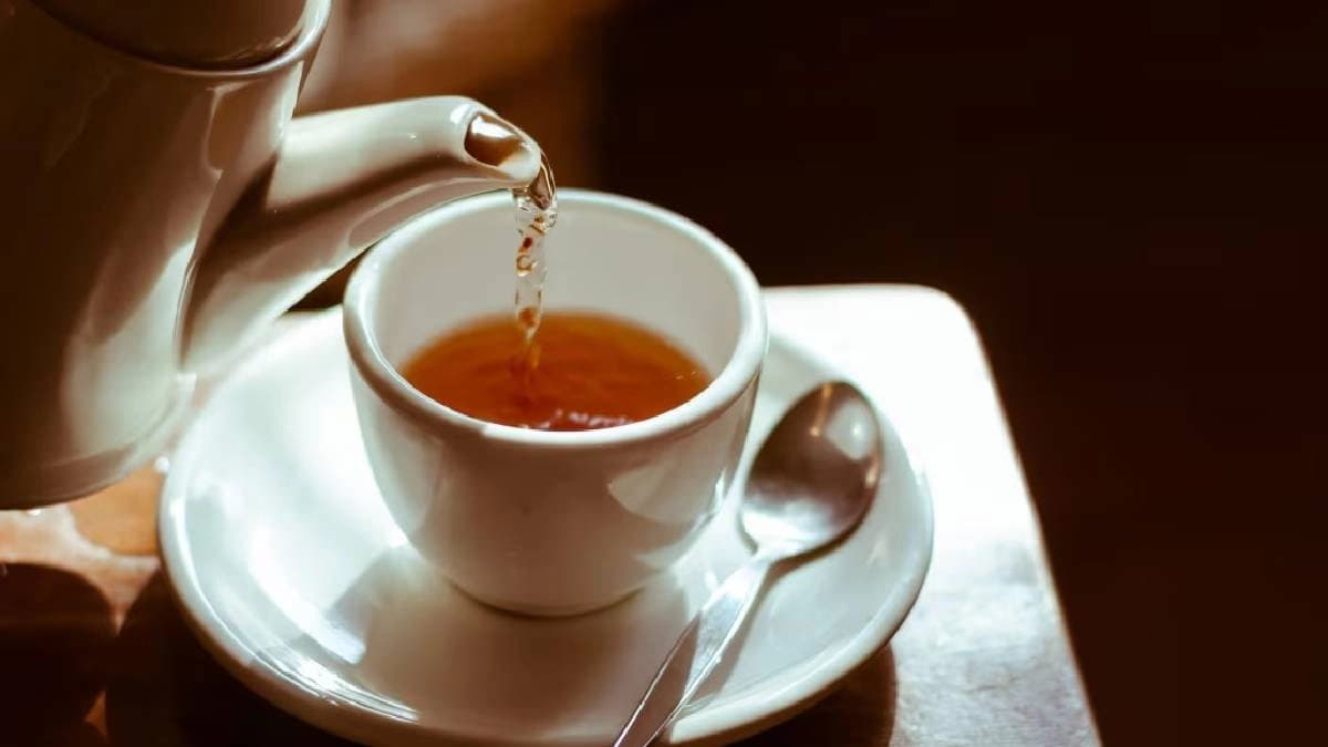 Here are 5 Natural Sweeteners To Replace Sugar In Tea For Better Health
