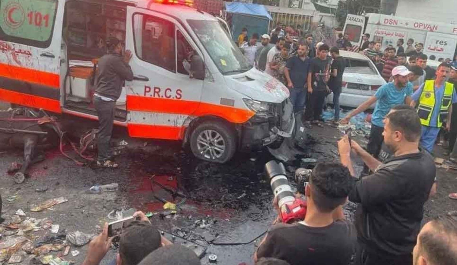 israel attack on ambulance, dead 15