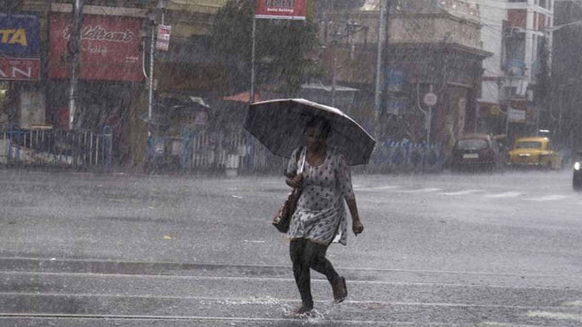 IMD Weather Update Heavy Rainfall Forecast in South Bengal gnr 