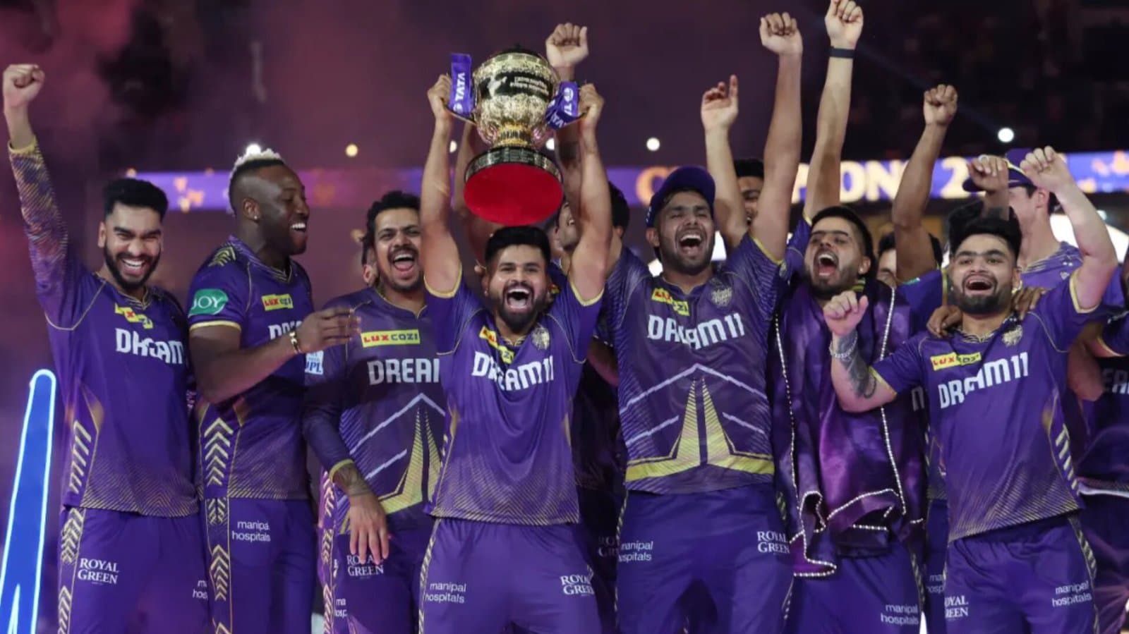 KKR celebrate with trophy, players praise Gautam Gambhir 