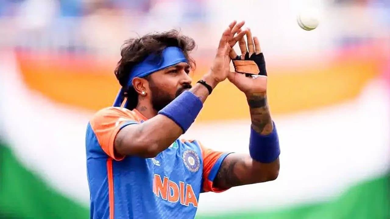 India-Pakistan: পাকিস্তানের বিরুদ্ধে বল হাতে রেকর্ডের মুখে হার্দিক