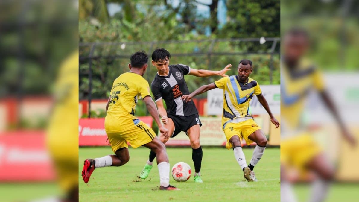 Mohammedan Sporting lost to shuruchi Sangha in kolkata league match spt 