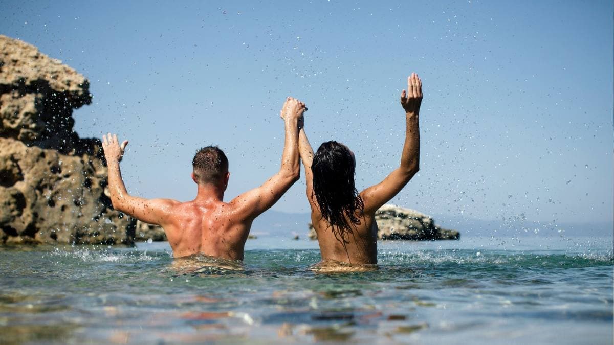 Fact check: no it is not mandatory to undress to enter this sea beach