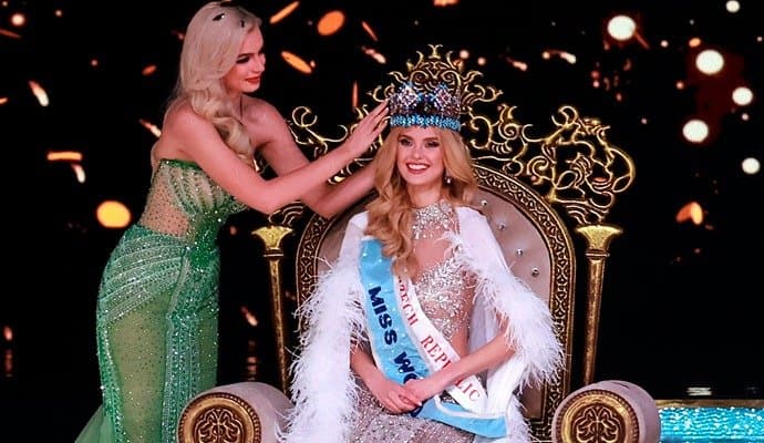 Miss World: ৭১তম ‘মিস ওয়ার্ল্ড'র শিরোপা জিতলেন ক্রিস্টিনা পিসকোভা, মঞ্চে টিম 'হিরামান্ডি'! 